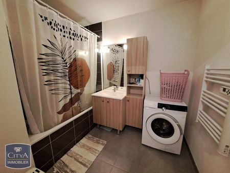 Location Appartement 2 pièces 42m² ROYAN 17200 - Photo 2