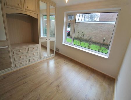 2 Bedroom Apartment To Let - Photo 4