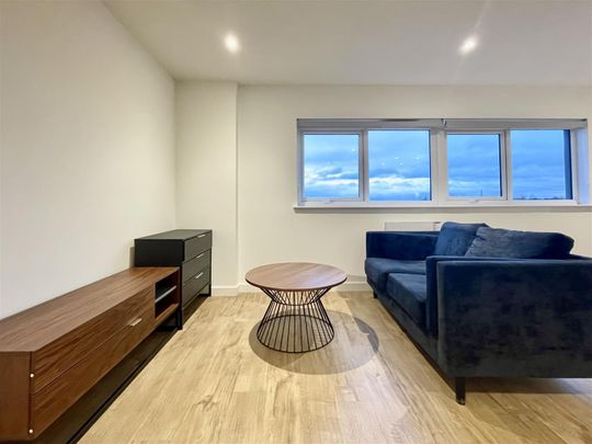 Lincoln House, Bolton - Photo 1