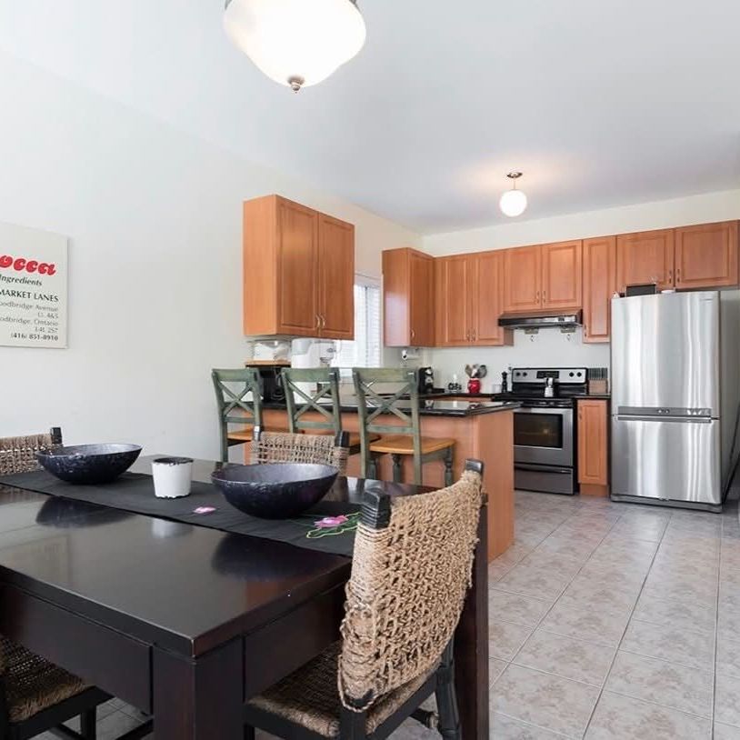 For Lease - 144 Greenview Circle, Vaughan, Ontario - Photo 1