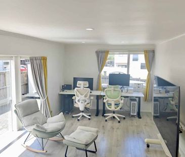 Live the Easy City Fringe Lifestyle - Photo 4