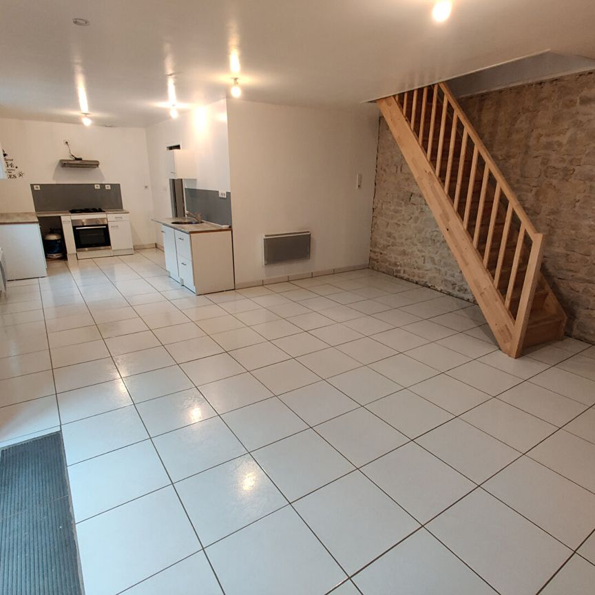 Location Maison 4 pièces 125m² - Photo 1