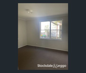 17 Little Crescent, Traralgon, Vic 3844 - Photo 6