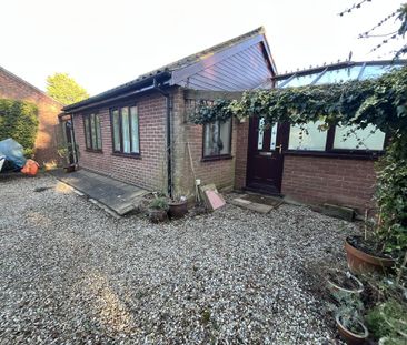 1 bedroom detached bungalow to rent - Photo 6