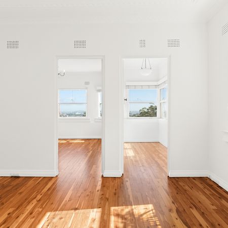10/125 Old South Head Road, Bondi Junction NSW 2022 - Apartment For Rent | Domain - Photo 3