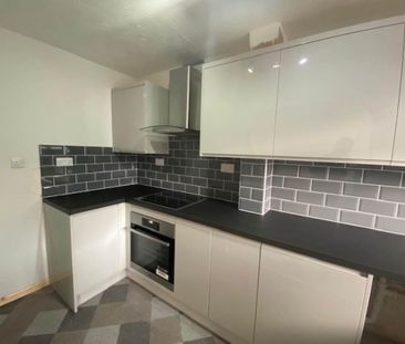 2 bedroom house to rent - Photo 2