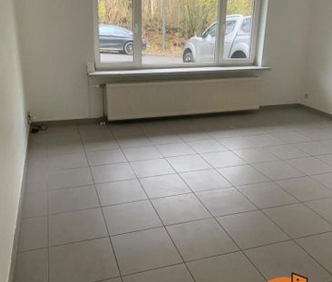 Gelijkvloersappartement met tuintje en autostaanplaats - Foto 5