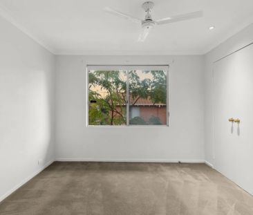 Stylish Townhouse in Thriving Leederville - Photo 3