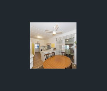 Charming Coastal Home in the Heart of Harrington! - Photo 4