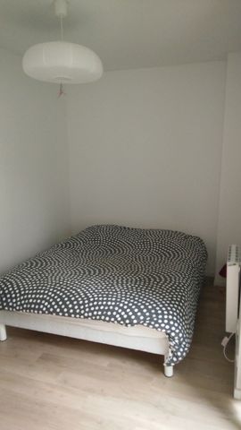 Location Appartement 2 Pièces 50 m² - Photo 4