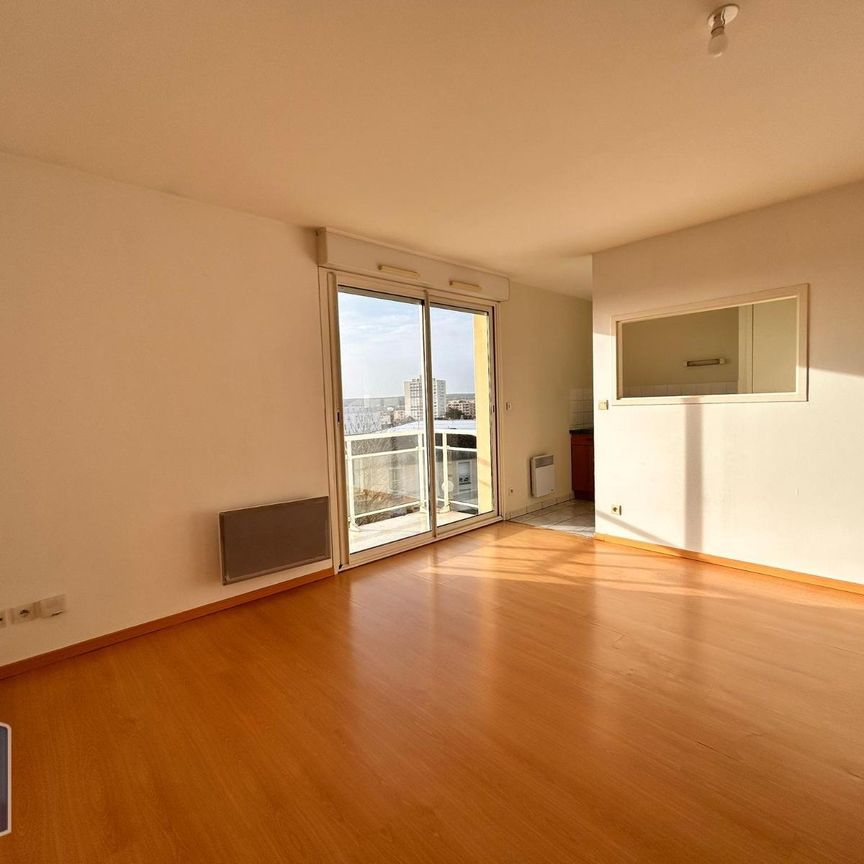 Location Appartement 1 pièce 28m² LAVAL 53000 - Photo 1