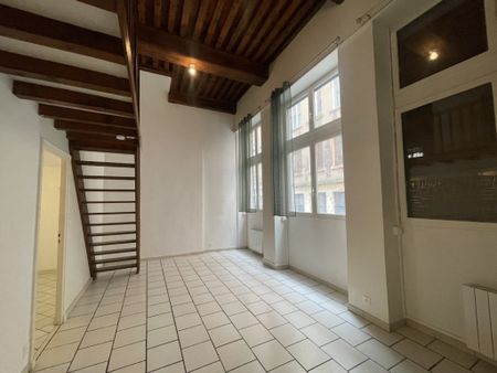 APPARTEMENT T3 A LOUER LYON 1ER ARRONDISSEMENT Annonciade-Saint-Benoit - Photo 2