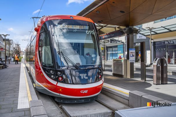 2 Bedroom Unit With East Facing Balcony - Photo 1