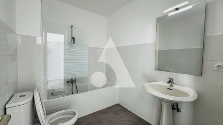 Location Appartement 1 pièce 28m² - Photo 4