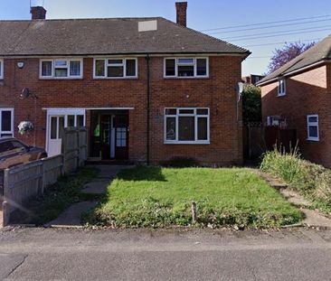 Sheffield Drive, Romford RM3, London - Photo 1