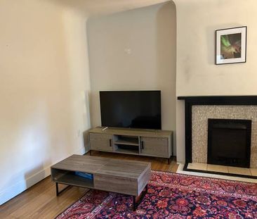 2 bed 1 bath Palmerston and Bloor - Photo 1