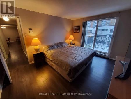 304 - 50 BURNSIDE AVENUE - Photo 4