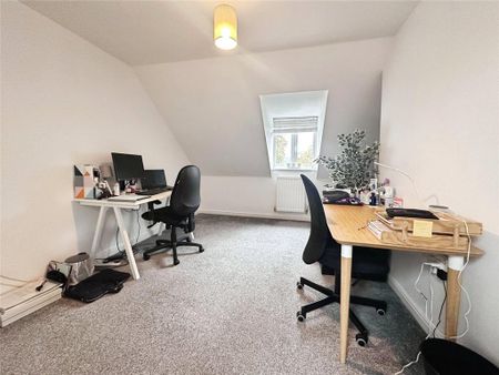 3 bedroom terraced house to rent - Photo 5