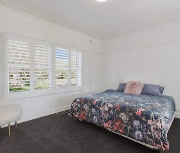 93 Oakbank Road , - Photo 2