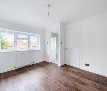 Semi-detached House to rent - Wye Road, Sevenoaks, TN15 - Photo 1