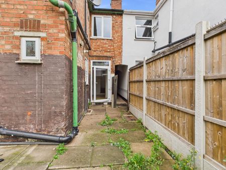 Fairfax Road, Leicester - Photo 2