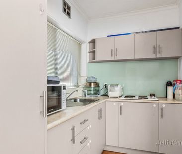1/6 Blyth Street, Altona - Photo 2