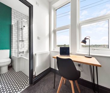 Stanningley Road (room 3), Bramley, Leeds - Photo 6