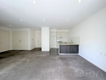 Modern unit located in ultra convenient location for lease now! - Photo 4