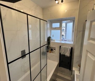 3 Bed Maisonette, Chelmsham House, SW4 - Photo 1