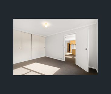 20b Poplar Street, Newcomb, Vic 3219 - Photo 2