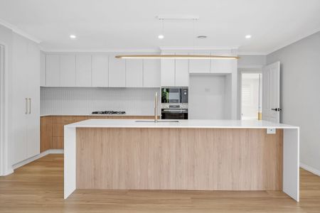 23 Alder Close, Jerrabomberra - Photo 2