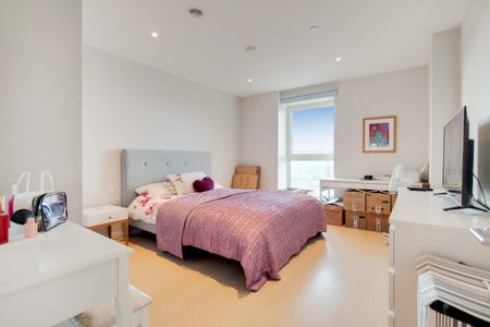 Glasshouse Gardens, Stratford, E20 - Photo 4