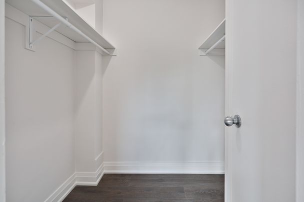 Bachelor Unit B - Photo 1