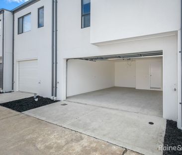 Brand New Townhouse - Photo 6