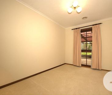 25 Mellor Circuit, Florey ACT 2615 - House For Rent | Domain - Photo 4