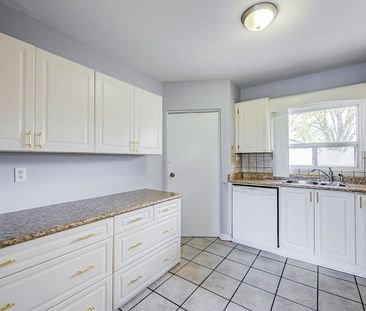 For Lease - 11 Bellefontaine Street Unit# Main, Toronto, Ontario - Photo 2