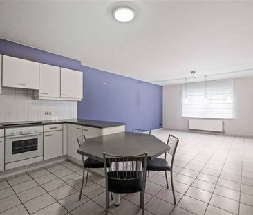 Appartement te huur - Photo 1