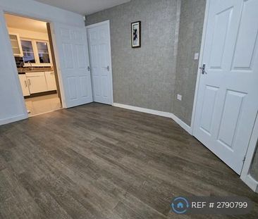 3 bedroom end of terrace house to rent - Photo 5