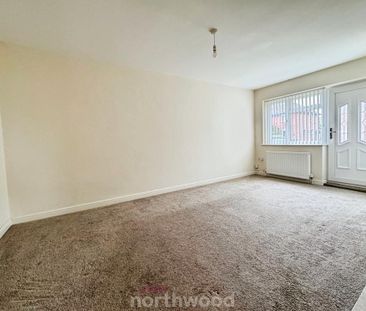 4 bedroom semi-detached house to rent - Photo 1