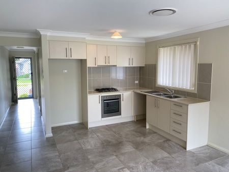 EASY LIVING! - Photo 2