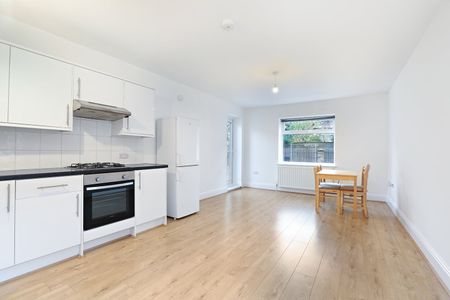 1 Bed Flat, Gordon Road, W5 - Photo 4