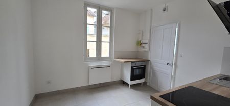 Location Appartement 3 pièces 52m² TULLE 19000 - Photo 3