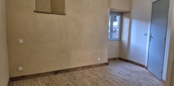 Location Appartement 2 pièces 45m² TULLE 19000 - Photo 2