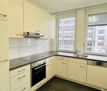 Biel, Oberer Quai 18: schöne 2.5-Zi-Wohnung zu vermieten - Photo 5