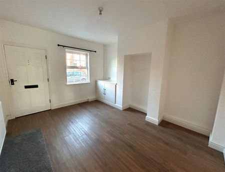 2 Bedroom Terraced Available Arranging tenancy - Photo 3