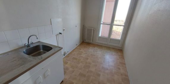 Location Appartement T3, POITIERS, Saint Benoit - Photo 2