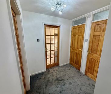 2 Bedroom Apartment HOMEOW - Photo 4