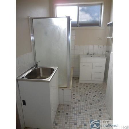 RECENTLY RENOVATED TWO BEDROOM FLAT! - Photo 3