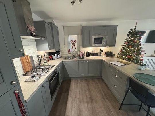 2 bedroom flat to rent - Photo 1