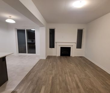 For Lease - 954 Chestnut Heights, Milton, Ontario - Photo 6